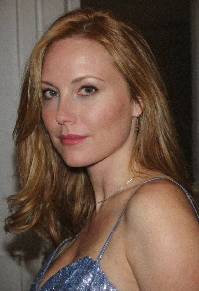 Eva, 45