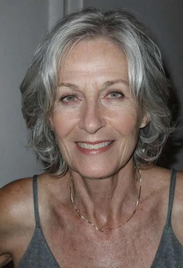 Elena, 63