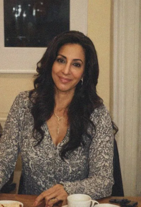 Francisca, 52