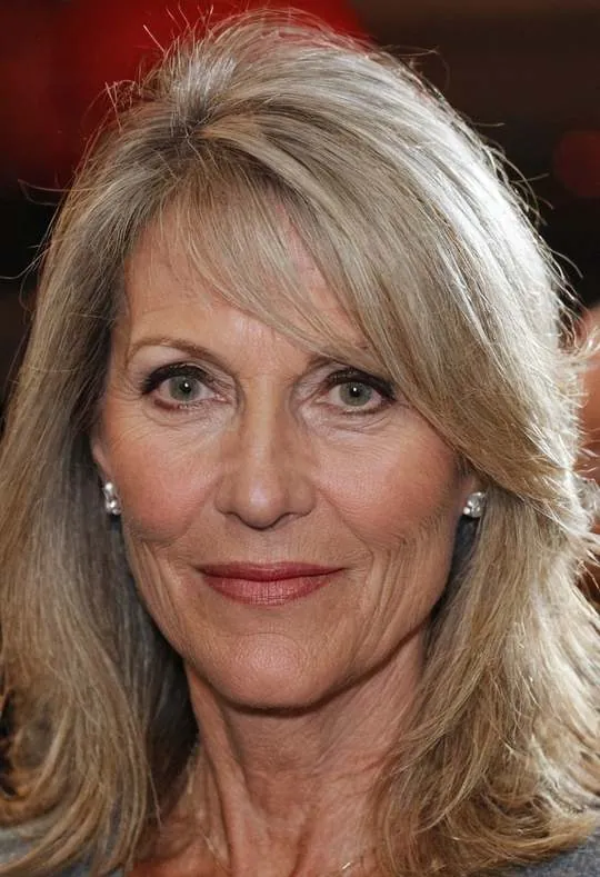 Teresa, 56